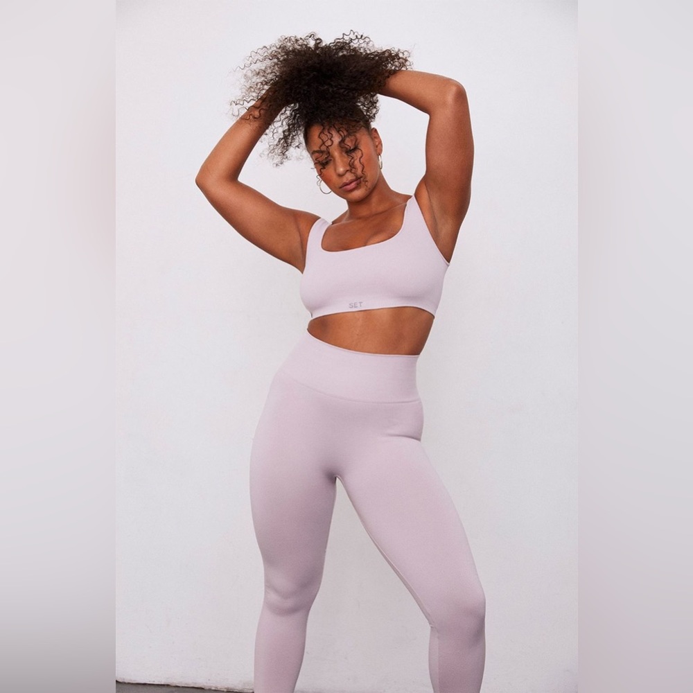 SET ACTIVE lilac sculptflex legging and box bra set
